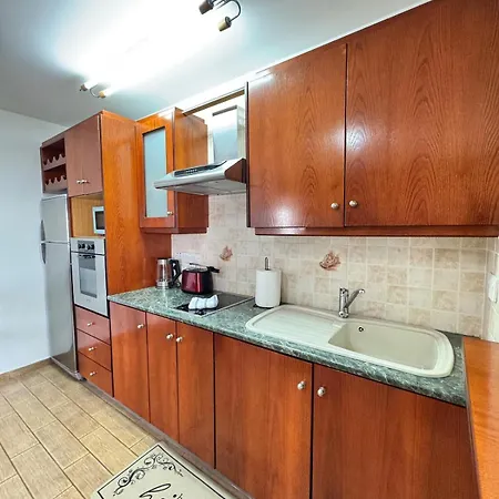 Gold Feather 2bedroom Center Location And Pool