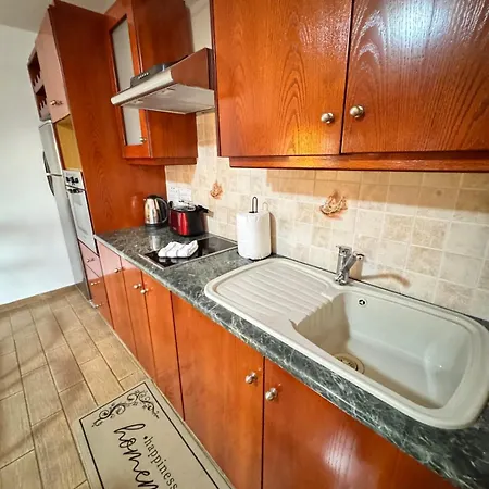 Gold Feather 2bedroom Center Location And Pool Апартаменты