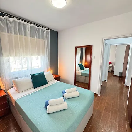 Gold Feather 2bedroom Center Location And Pool * Ayia Napa