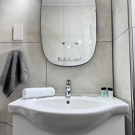 Gold Feather 2bedroom Center Location And Pool