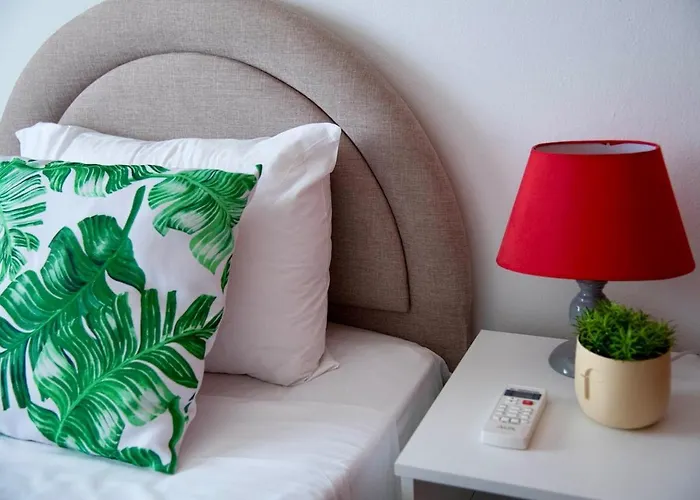 Gold Feather 2bedroom Center Location And Pool