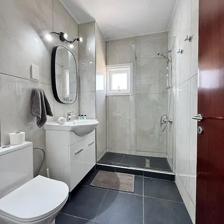 Gold Feather 2bedroom Center Location And Pool