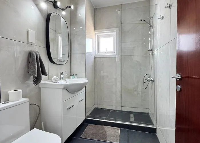 Gold Feather 2bedroom Center Location And Pool